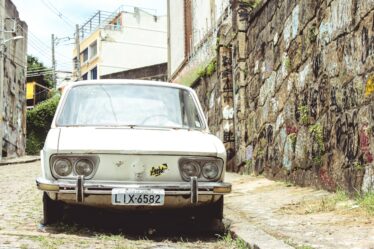 peut-on récupérer des pièces sur une voiture épave​