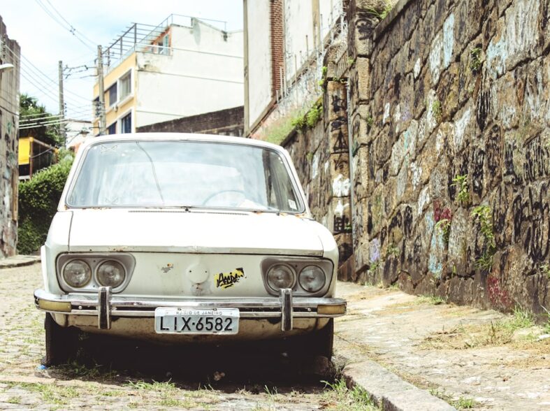 peut-on récupérer des pièces sur une voiture épave​